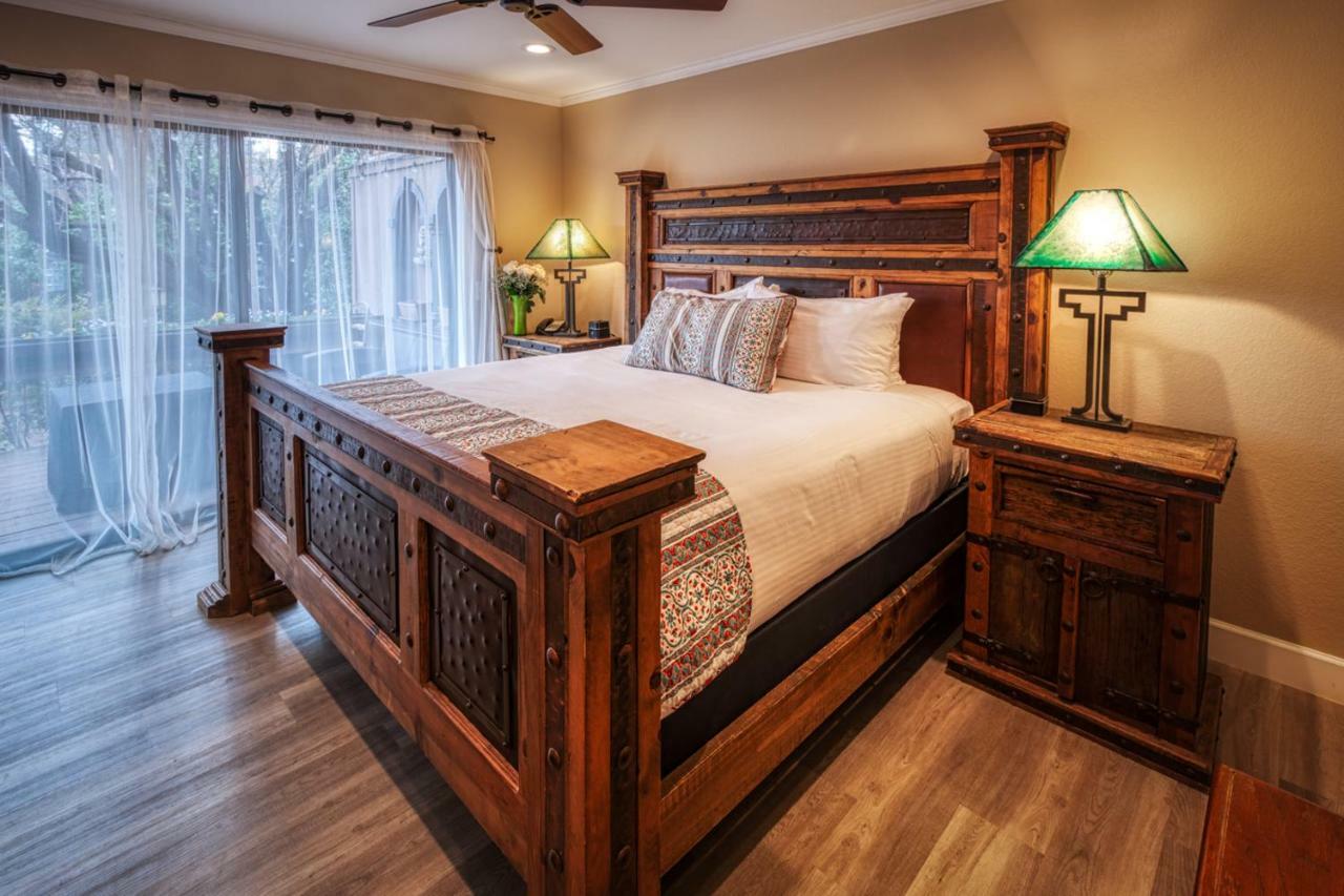 Lantern Light Inn - Romantic Getaway (Adults Only) Седона Екстериор снимка